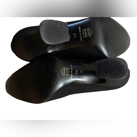 DKNY Vero Cuoio 9 1/2 B women’s black stretchy fabric Italian pumps - Picture 5 of 10